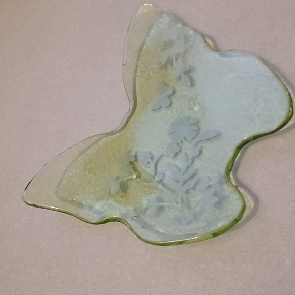 ⭐3/$12⭐ Green Glass Butterfly Decorative Plate - Picture 7 of 8